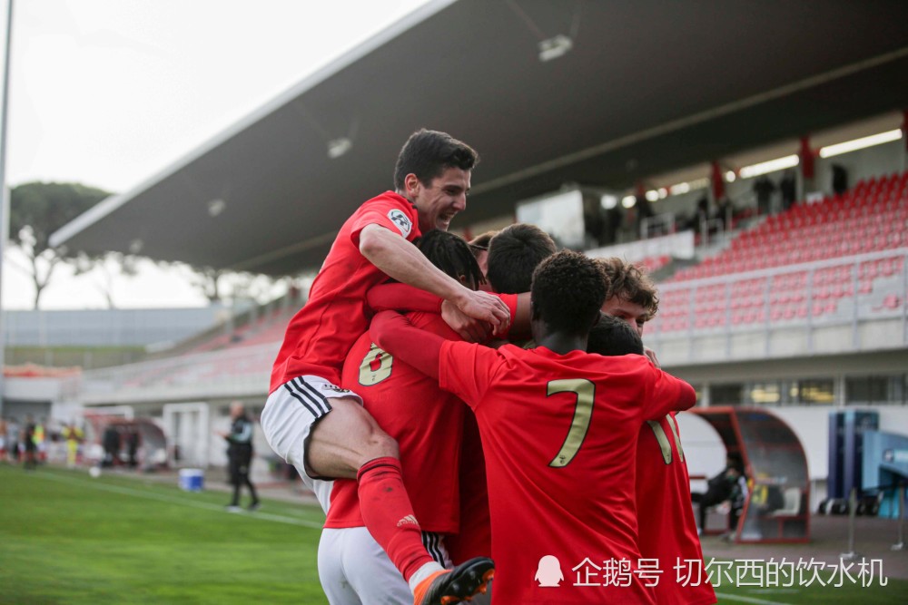 包含亚运会最新形势：川崎前锋高居榜首，本菲卡强势追赶，冠军归属成迷的词条